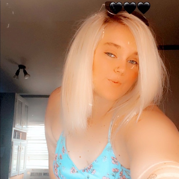 Meet your Posher, Shaylee - Picture 1 of 1